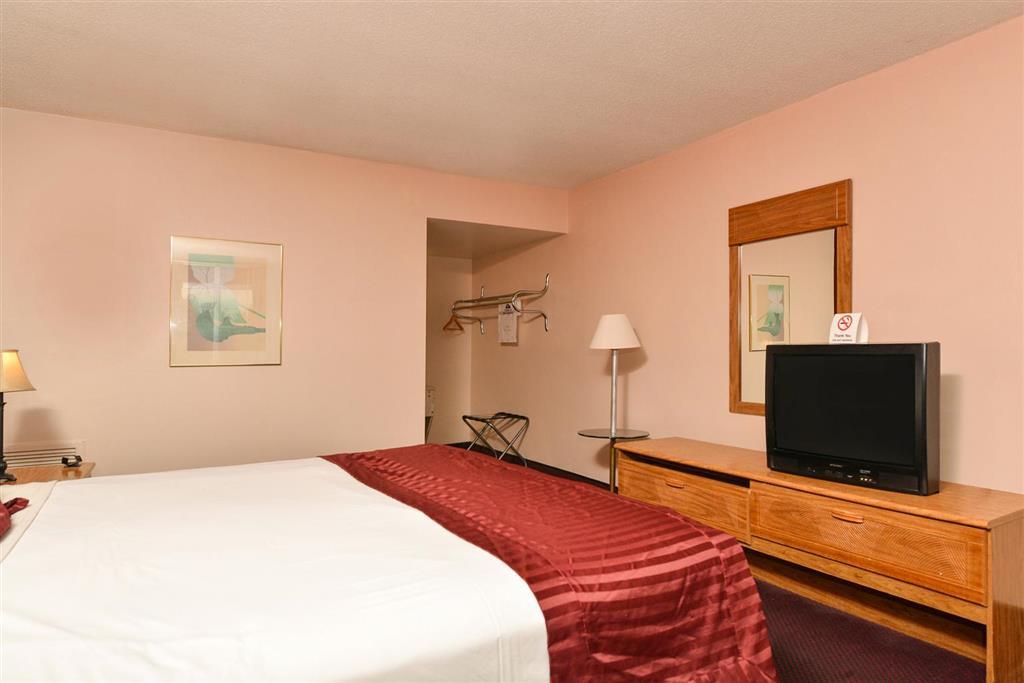 Americas Best Value Inn & Suites Kansas City Grandview Chambre photo