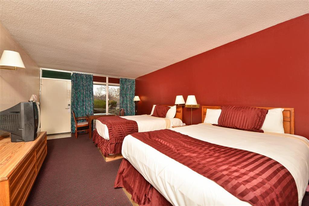 Americas Best Value Inn & Suites Kansas City Grandview Chambre photo