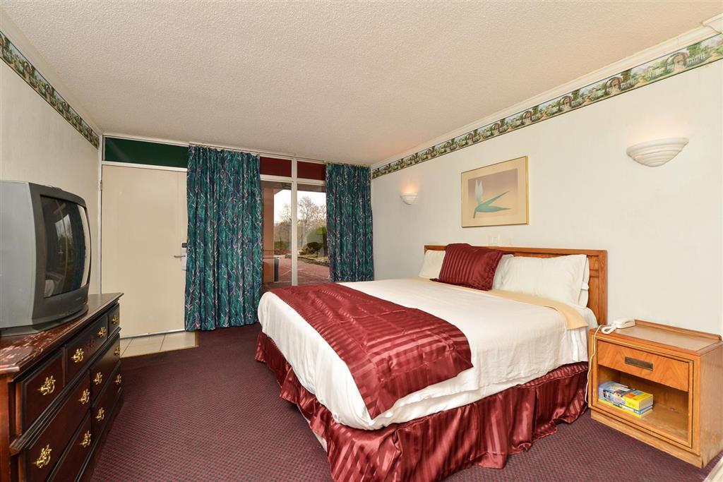 Americas Best Value Inn & Suites Kansas City Grandview Chambre photo